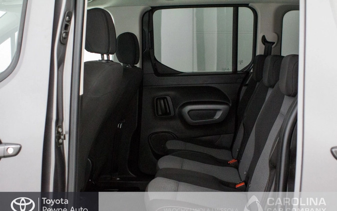 Toyota Proace City Verso cena 94900 przebieg: 48610, rok produkcji 2020 z Pruszków małe 106